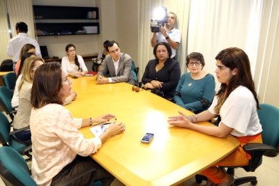 Coordenadoria da Mulher recebe visita da Frente Parlamentar de Direitos da Mulher