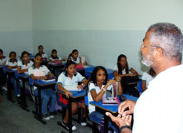 Meta 4: Programa Justiça na Escola inicia atividades em 2011