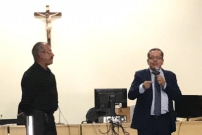 Servidor que trabalha no TJSE há 31 anos é homenageado por colegas