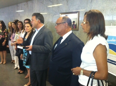 Livro em homenagem ao Des. Osório de Araújo Ramos Filho é relançado no Bessa