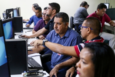 TJSE treina servidores da Sejuc para uso do SEEU