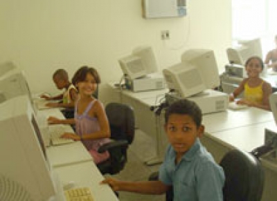 Computadores reforçam Projeto Semear