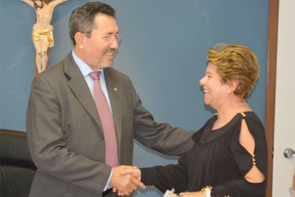 Combate à Violência Doméstica: TJSE e Instituto Luciano Barreto Jr. celebram convênio