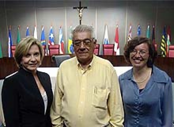 História e Poesia consagram o Dia Internacional da Mulher