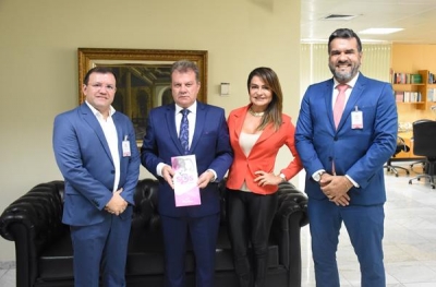 TJSE prepara convênio com aplicativo SOS Maria da Penha