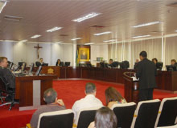 Pleno terá sessão especial nesta sexta-feira