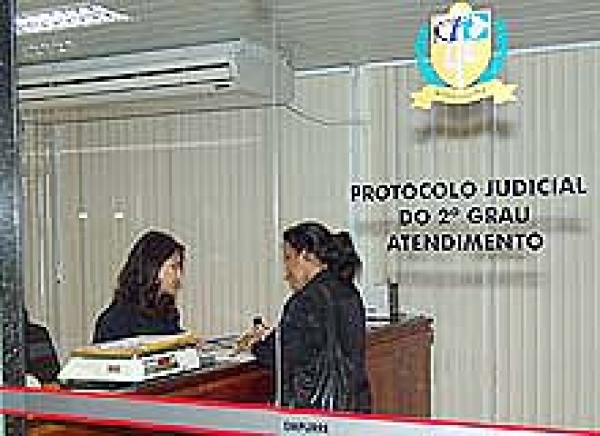 Protocolo atende em horário integral