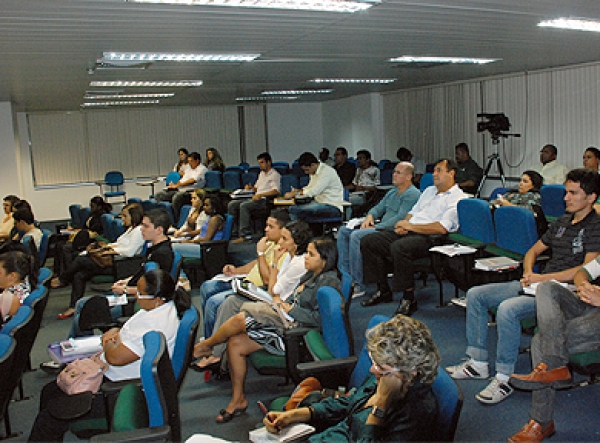 Semana Jurídica da Esmese atrai estudantes