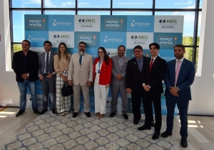 Magistrado conhece espaço voltado para uso consciente de energia