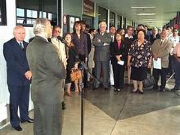 Presidente instala  acesso privativo dos advogados