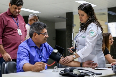 Tal pai, tal filho: TJSE realiza manhã de promoção da saúde