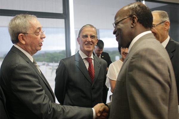 Desembargador Cláudio Déda participa de reunião com Presidente do STF