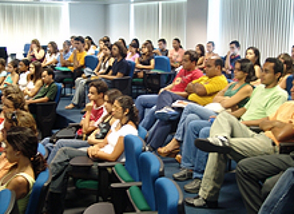 Novos servidores e estagiários chegam ao TJ