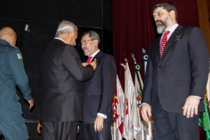 Magistrados do TJSE recebem Medalha Alferes Tiradentes
