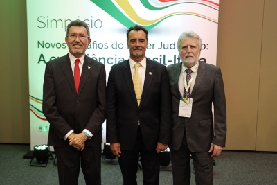 Presidente Edson Ulisses participa de Simpósio do Consepre