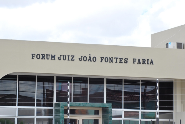 Presidente do TJSE entrega reforma do Fórum de Tobias Barreto