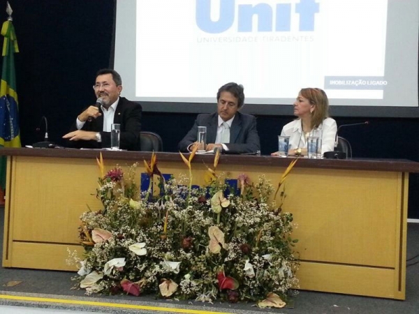 Vice-Presidente do TJSE profere palestra sobre Direito ao Voto do Preso 