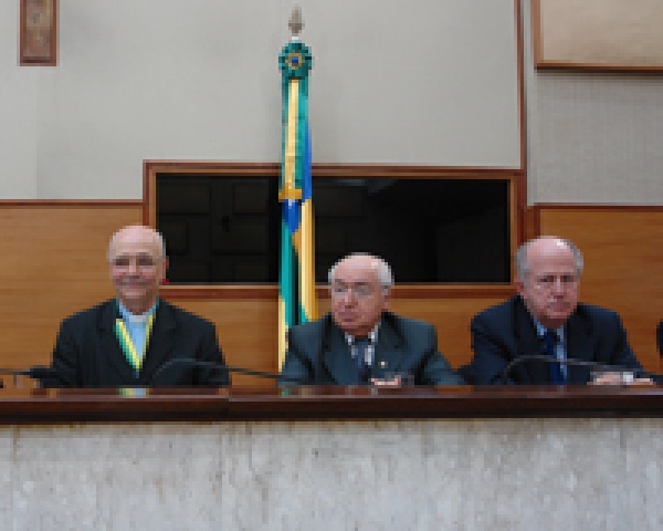 Presidente do TJ prestigia homenagem a D. Palmeira Lessa