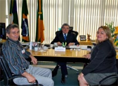 Prefeito de Cedro de São João doa terreno para construção de novo Fórum