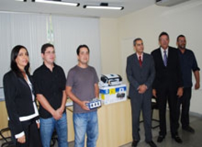 Juiz de Poço Redondo destina aparelhos eletrônicos para delegacias e Defensorias