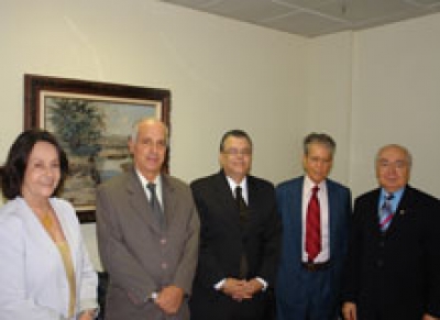 Presidente do TJ recebe vista de Desembargador do TRF