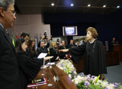 Posse da Desembargadora Suzana Carvalho lota auditório do TJSE