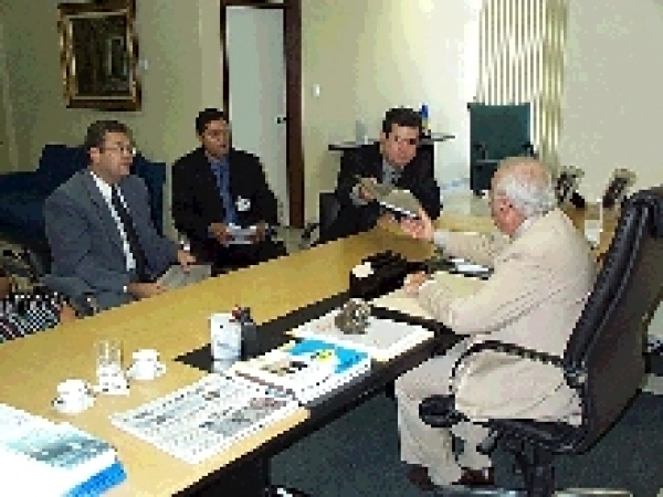 Visita escrivães ao presidente do TJ