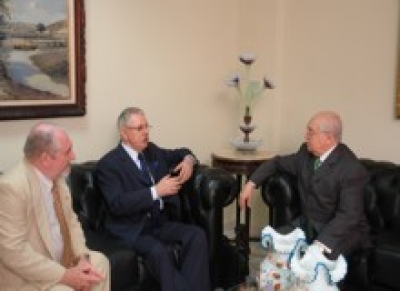 Cônsul da França visita Presidente do TJ/SE