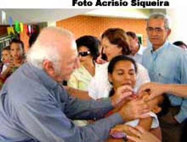Campanha de vacinação aberta por Pascoal Nabuco
