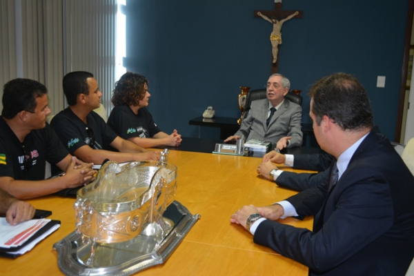 Presidente reitera proposta de reajuste de 6% para os servidores