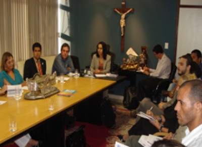 Poder Judiciário, órgãos públicos e entidades discutem projetos para adolescentes