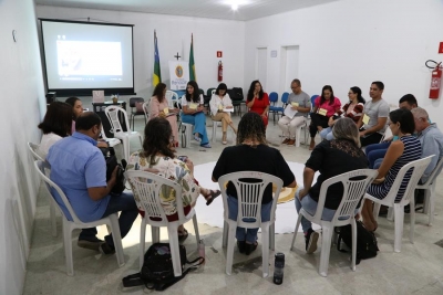 Justiça Restaurativa é tema de encontro entre facilitadores do Tribunal e Fundação Renascer