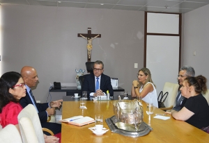 Presidente do TJSE recebe visita de gestores do Banco do Brasil