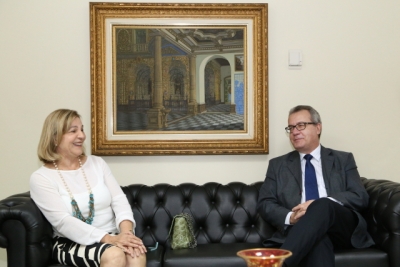 Presidente do TJSE recebe Procuradora Geral do Estado