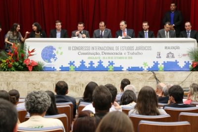 Presidente do TJSE participa da abertura do 3º Congresso Internacional de Estudos Jurídicos realizado pela UFS