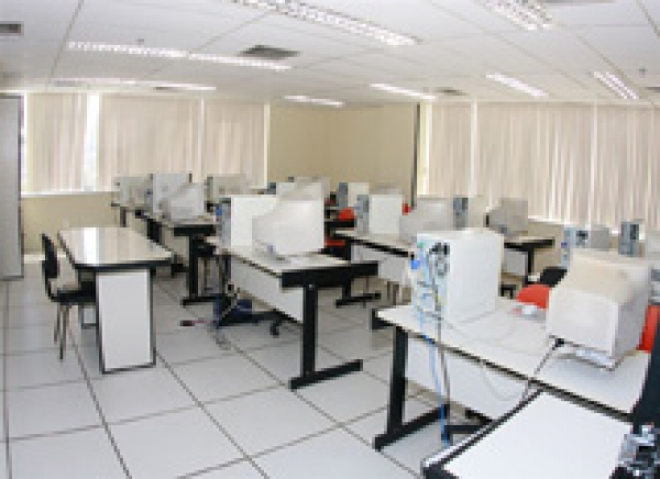 Presidente do TJSE instala Escola de Administração Judiciária