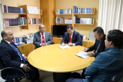 TJSE assina Termo de Cooperação para assistência religiosa no Sistema Prisional