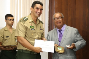 TJSE recebe homenagem do 28º Batalhão de Caçadores