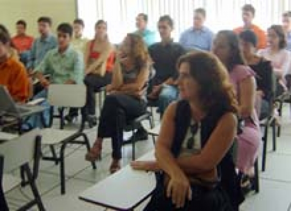 Novos servidores recebem treinamento de ambientação