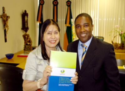 Presidente do TJSE recebe visita de membro da ABMP