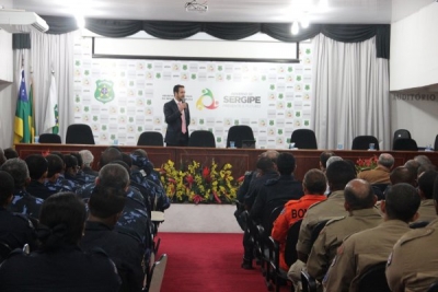 Juiz de Canindé ministra palestra em curso de formação da Guarda Municipal