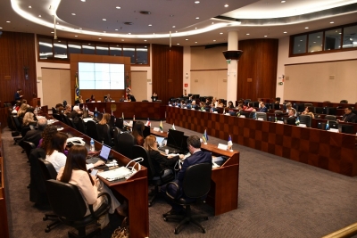 Adoção internacional é discutida no TJRS com representantes do Judiciário sergipano