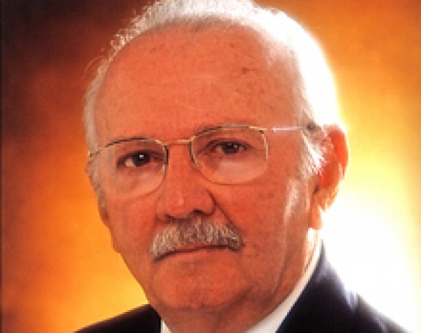 Desembargador Pascoal lança hoje  "Vistos ETC"