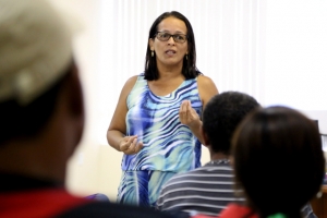 Grupo de Acompanhamento do Sursis, na Vempa, assiste à palestra sobre DST/Aids