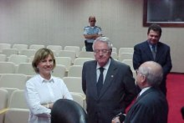 Ministro do STF Carlos Veloso visita TJ