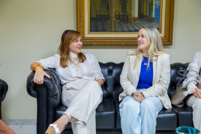 Presidente do TJSE recebe visita de prefeita em exercício de Lagarto