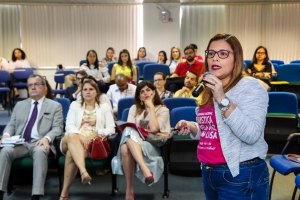 Paz em casa: Semana é aberta com curso e assinatura de convênio com SSP