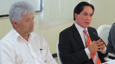 Desembargador Ruy Pinheiro faz palestra sobre redução da maioridade na SOMESE