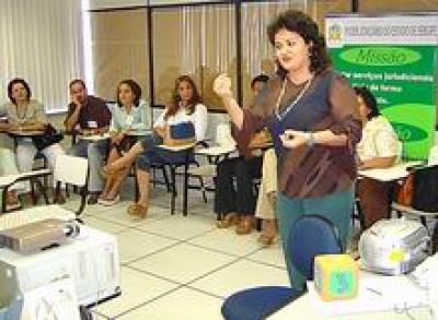 Servidores participam de curso