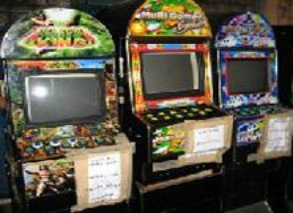 TJ destrói máquinas caça-níqueis